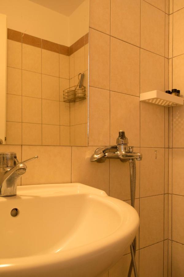 Mirtia Hotel Пефкі Екстер'єр фото